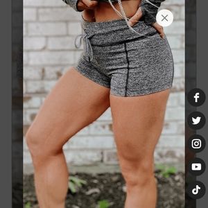 Hybrid #STREET Shorts in '50 Shades'